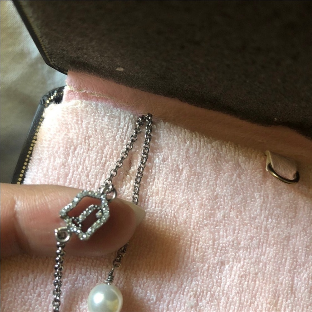 Juicy Couture Y2K Coquette Pearl Long Charm Necklace - Picture 7 of 9